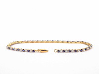 Gouden tennis armband met diamanten en saffieren - afbeelding 5 van  9