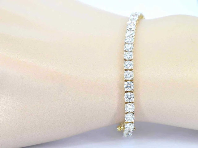 Gouden tennisarmband 10 ct diamant - afbeelding 2 van  7
