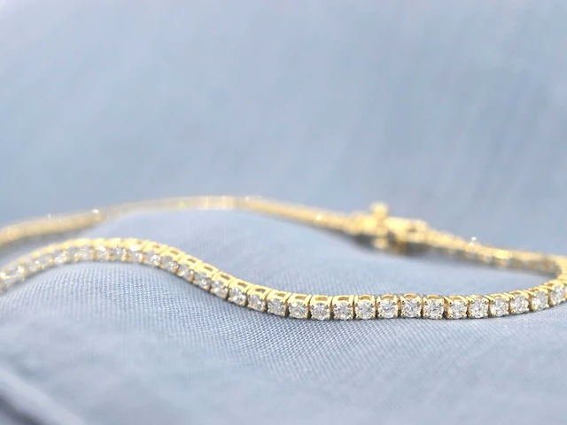 Gouden tennisarmband 2.20 ct diamant - afbeelding 3 van  9