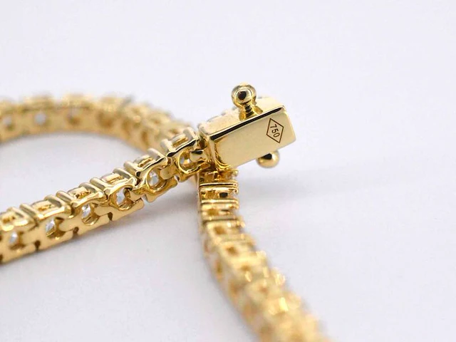 Gouden tennisarmband met 4.00 carat diamanten - afbeelding 6 van  8