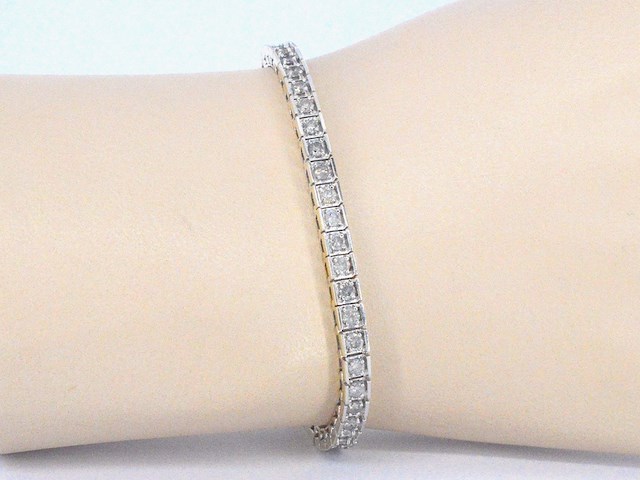 Gouden tennisarmband met 53 natuurlijke diamanten - afbeelding 2 van  9