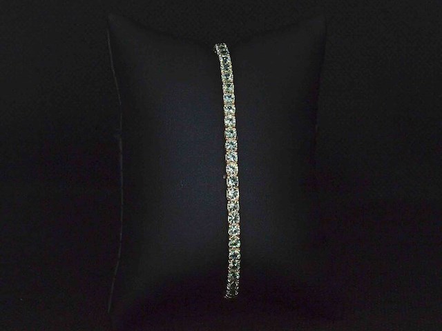 Gouden tennisarmband met 8.00 carat aan groene saffieren - afbeelding 7 van  9