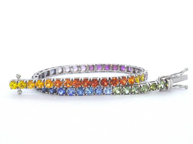 Gouden tennisarmband met 8.50 carat saffieren - afbeelding 1 van  9