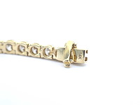 Gouden tennisarmband met briljant diamanten - afbeelding 5 van  5