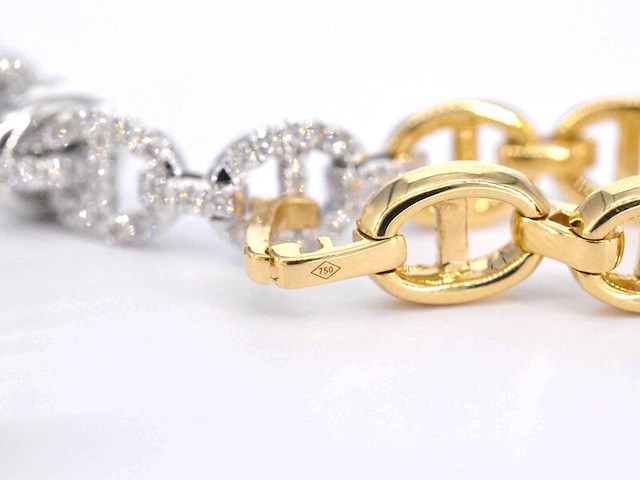 Gouden tennisarmband met diamanten schakels met 157 diamanten - afbeelding 6 van  6