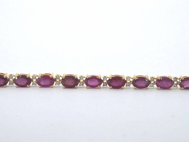 Gouden tennisarmband met natuurlijke diamanten en robijn - afbeelding 5 van  8