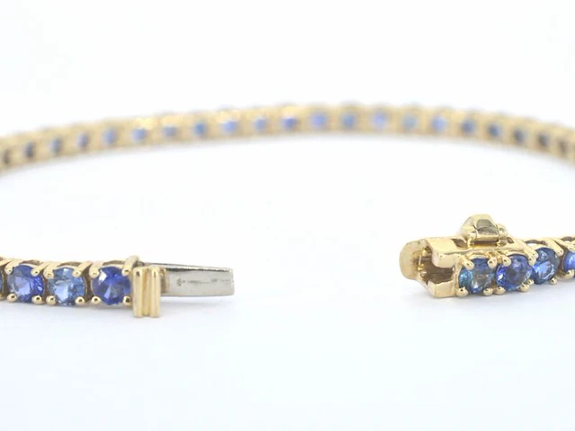 Gouden tennisarmband met natuurlijke saffieren - afbeelding 4 van  7