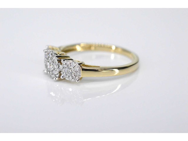 Gouden trinity ring met diamanten - afbeelding 5 van  6