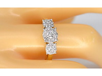 Gouden trinity ring met diamanten - afbeelding 2 van  7