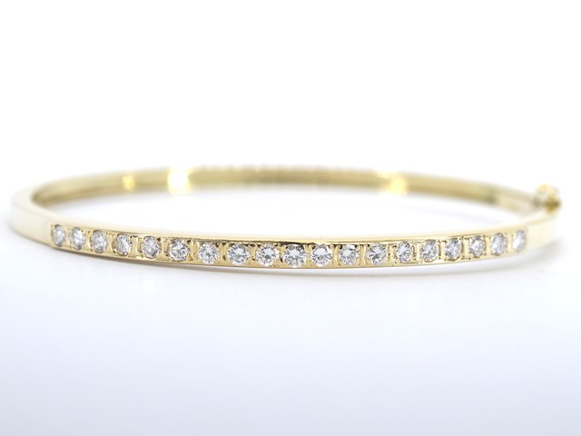 Gouden vaste armband met briljant geslepen diamanten - afbeelding 6 van  10
