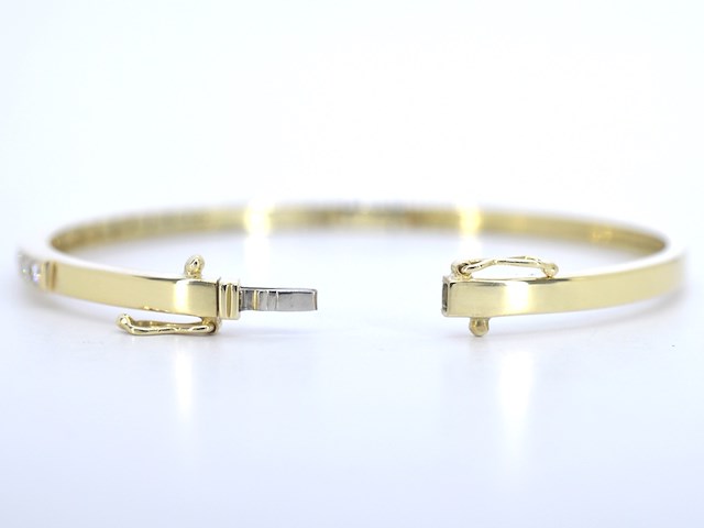 Gouden vaste armband met briljant geslepen diamanten - afbeelding 8 van  10