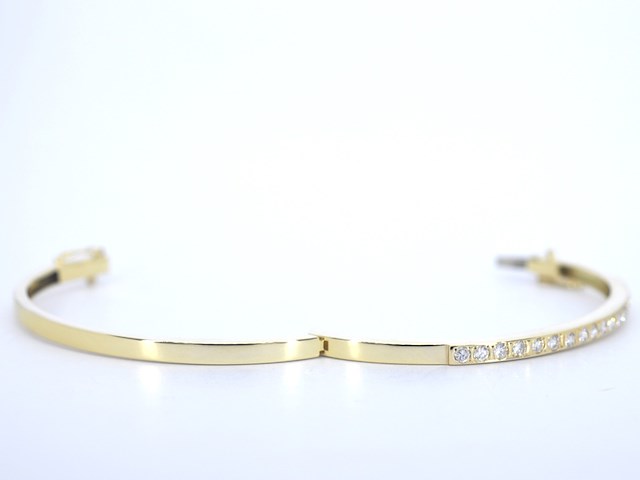 Gouden vaste armband met briljant geslepen diamanten - afbeelding 9 van  10