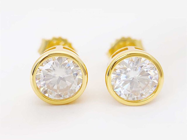 Goudkleurige solitaire oorbellen bezet met briljanten 2.00 carat - afbeelding 1 van  9