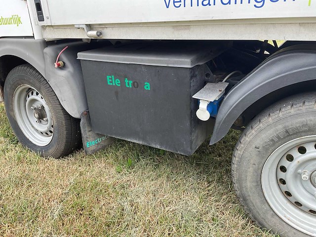 Goupil - 2012 - vrachtwagen - afbeelding 2 van  18