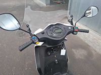 Govecs - bromscooter - scooter - afbeelding 7 van  20