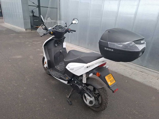 Govecs - bromscooter - scooter - afbeelding 14 van  20