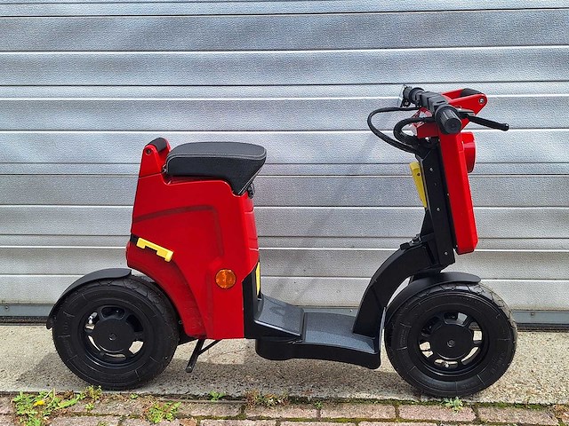 Govecs gigi foldable escooter 25 km elektrische snorscooter ex demo - afbeelding 4 van  8