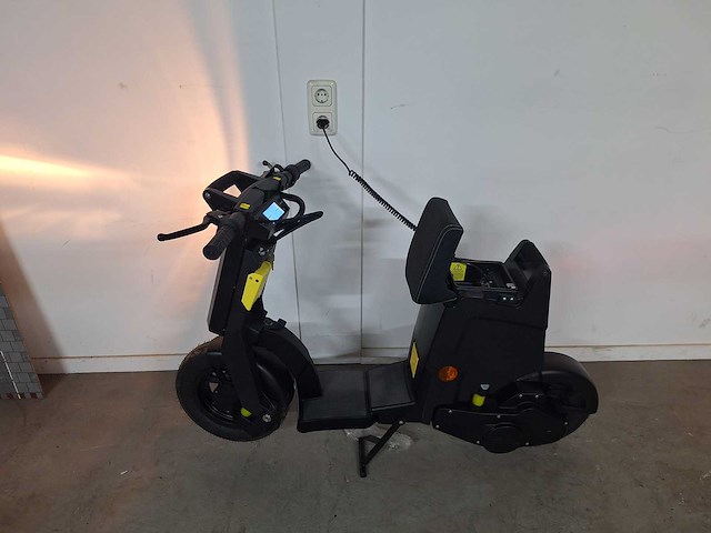 Govecs gigi foldable escooter 25 km elektrische snorscooter - afbeelding 9 van  10
