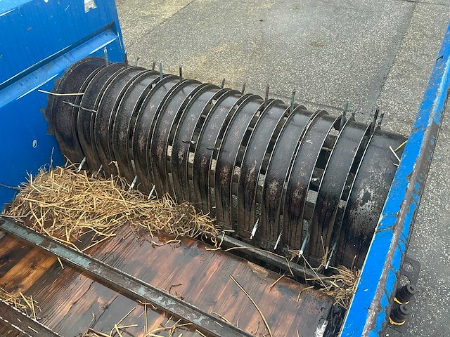 Göweil ronde balen losmaker - afbeelding 9 van  10