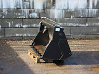 Graafbak caterpillar excavator bucket attachment - afbeelding 1 van  1