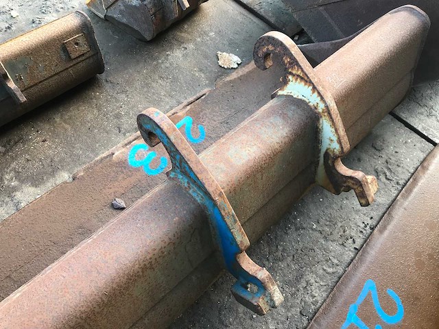 Graafbak cw10 slotenbak - afbeelding 1 van  1