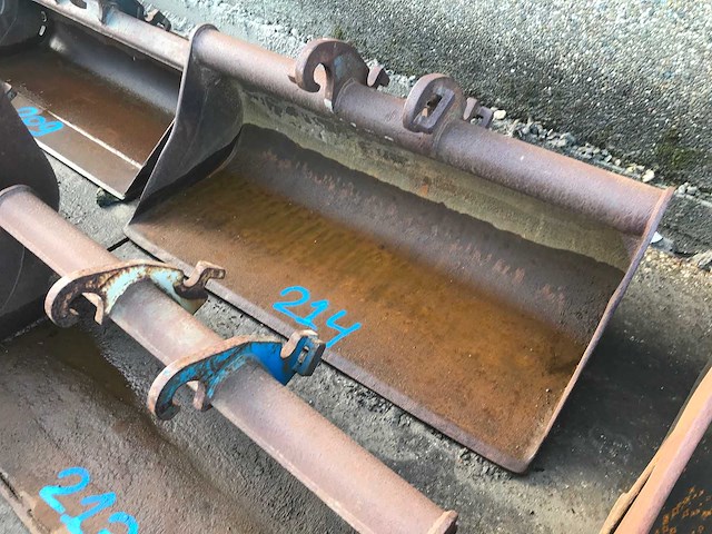 Graafbak cw10 slotenbak - afbeelding 2 van  2