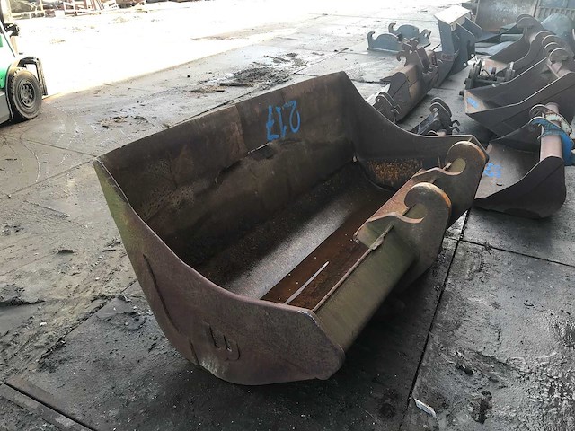 Graafbak cw30 slotenbak - afbeelding 1 van  3