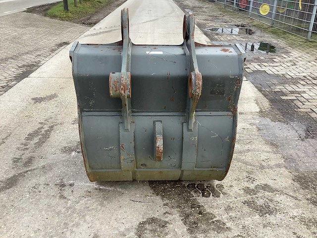 Graafbak - afbeelding 4 van  4