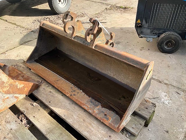 Graafbak - afbeelding 1 van  4