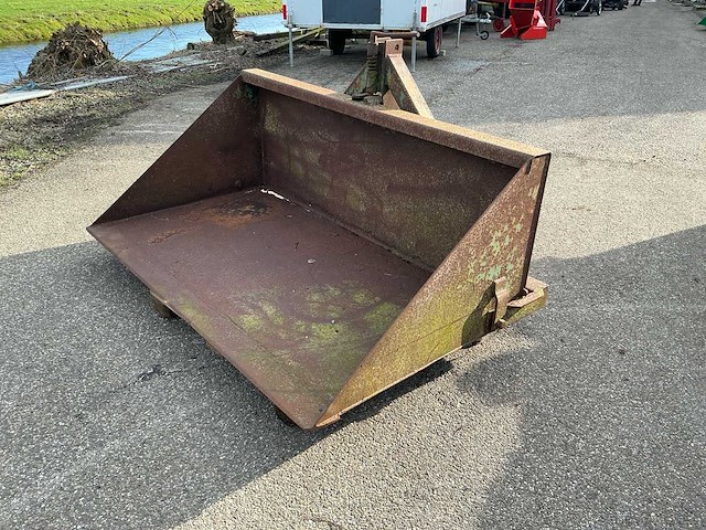 Graafbak - afbeelding 1 van  14