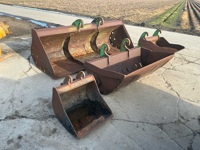 Graafbakken (4x) - afbeelding 1 van  11