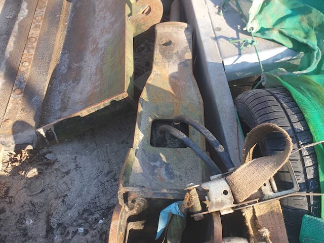 Graafbakken sw05 en hydraulische breekhamer (5x) - afbeelding 4 van  9