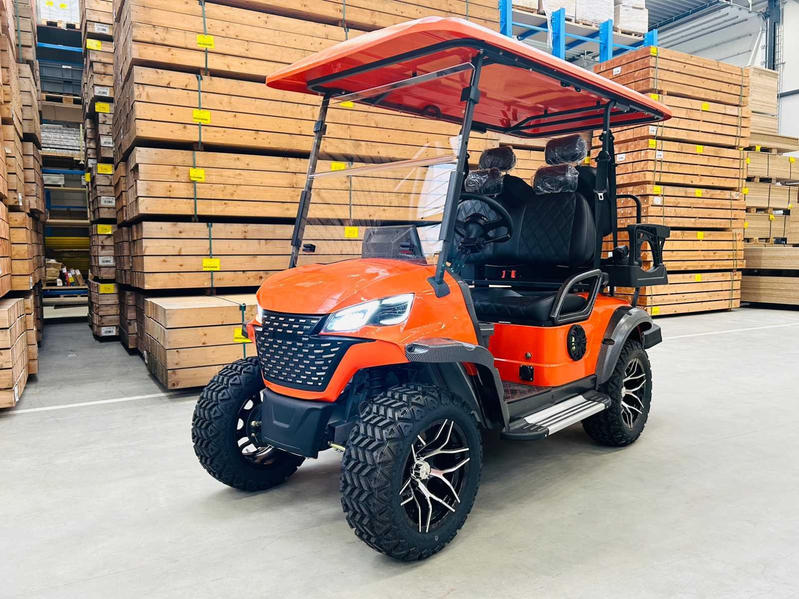 Graafmachines, hoogwerkers, generatoren, woonunits en zakelijke goederen