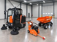 Graafmachines, opslagtenten, robotmaaiers, en reinigingsmachines