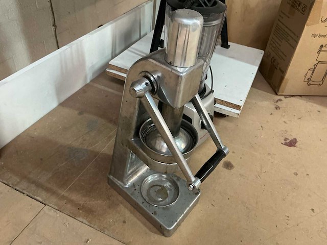 Graanmolen 2x, citruspers, blender - afbeelding 4 van  9