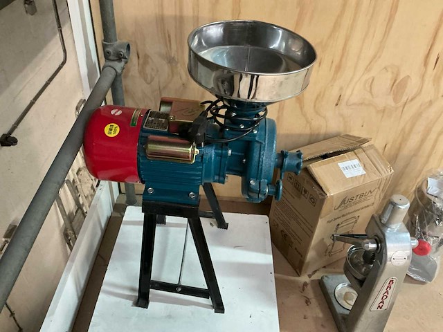 Graanmolen 2x, citruspers, blender - afbeelding 7 van  9