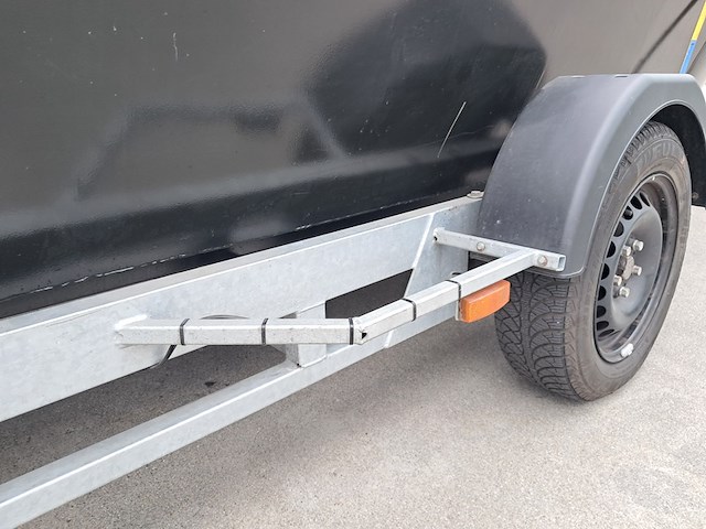 Grachtensloep met 8 pk 1 cilinder deutz diesel motor en trailer - afbeelding 51 van  66