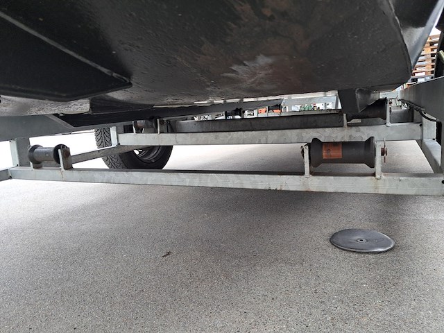 Grachtensloep met 8 pk 1 cilinder deutz diesel motor en trailer - afbeelding 57 van  66