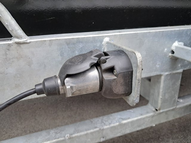Grachtensloep met 8 pk 1 cilinder deutz diesel motor en trailer - afbeelding 59 van  66