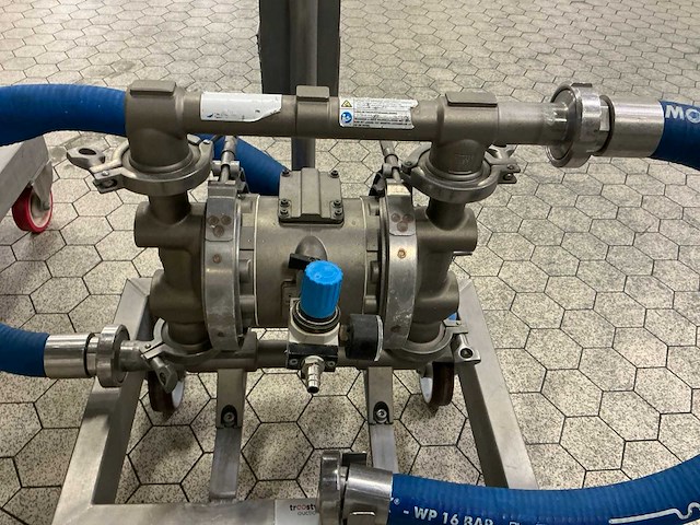 Graco fd1111 rvs diafragmapomp - afbeelding 3 van  3