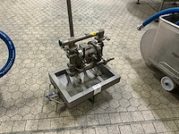 Graco fd1111 rvs diafragmapomp - afbeelding 2 van  4