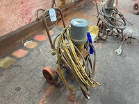 Graco industriële verfspuit - afbeelding 2 van  5