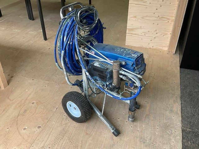 Graco mark v hd (3-in-1) verfspuit - afbeelding 1 van  5