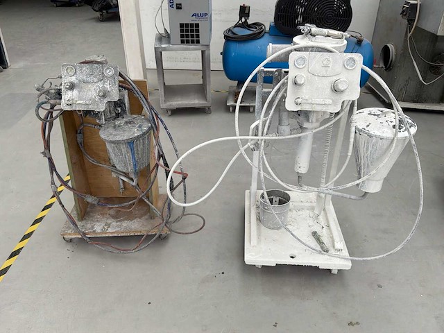 Graco pneumatische verfmachine (2x) - afbeelding 1 van  8