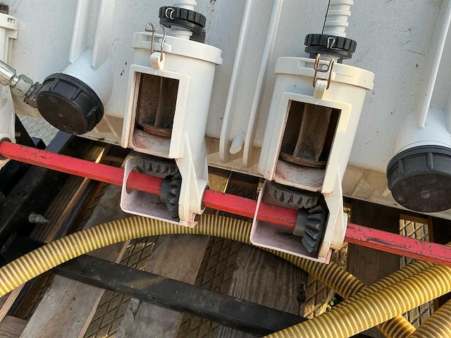 Gradpardo kunstmeststrooier 4 uitlopen - afbeelding 12 van  19