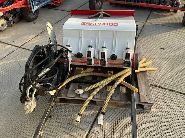 Gradpardo kunstmeststrooier 4 uitlopen - afbeelding 6 van  19