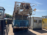Gräf & stift l200 vrachtwagen met boorstatief "mobile drilling rig on truck" - afbeelding 8 van  15