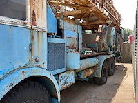 Gräf & stift l200 vrachtwagen met boorstatief "mobile drilling rig on truck" - afbeelding 9 van  15