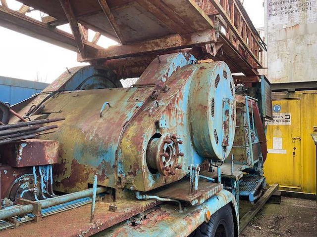 Graf & stift l200 vrachtwagen uitgerust met boorinstallatie. - afbeelding 3 van  17