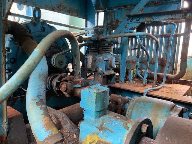 Graf & stift l200 vrachtwagen uitgerust met boorinstallatie. - afbeelding 9 van  17